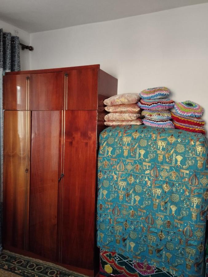 Guest House Sono Adress Derbisheva 202 カラコル エクステリア 写真